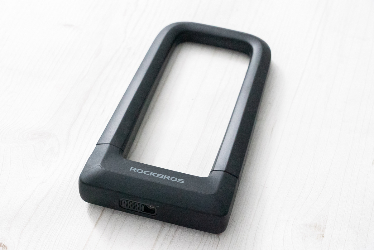 ROCKBROSのU字ロック「RKS626-BK」の破損前の製品全体写真